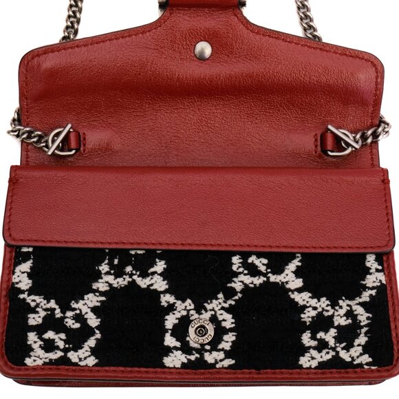 Iconic Gucci Dionysus Super Mini - Picture 4 of 7